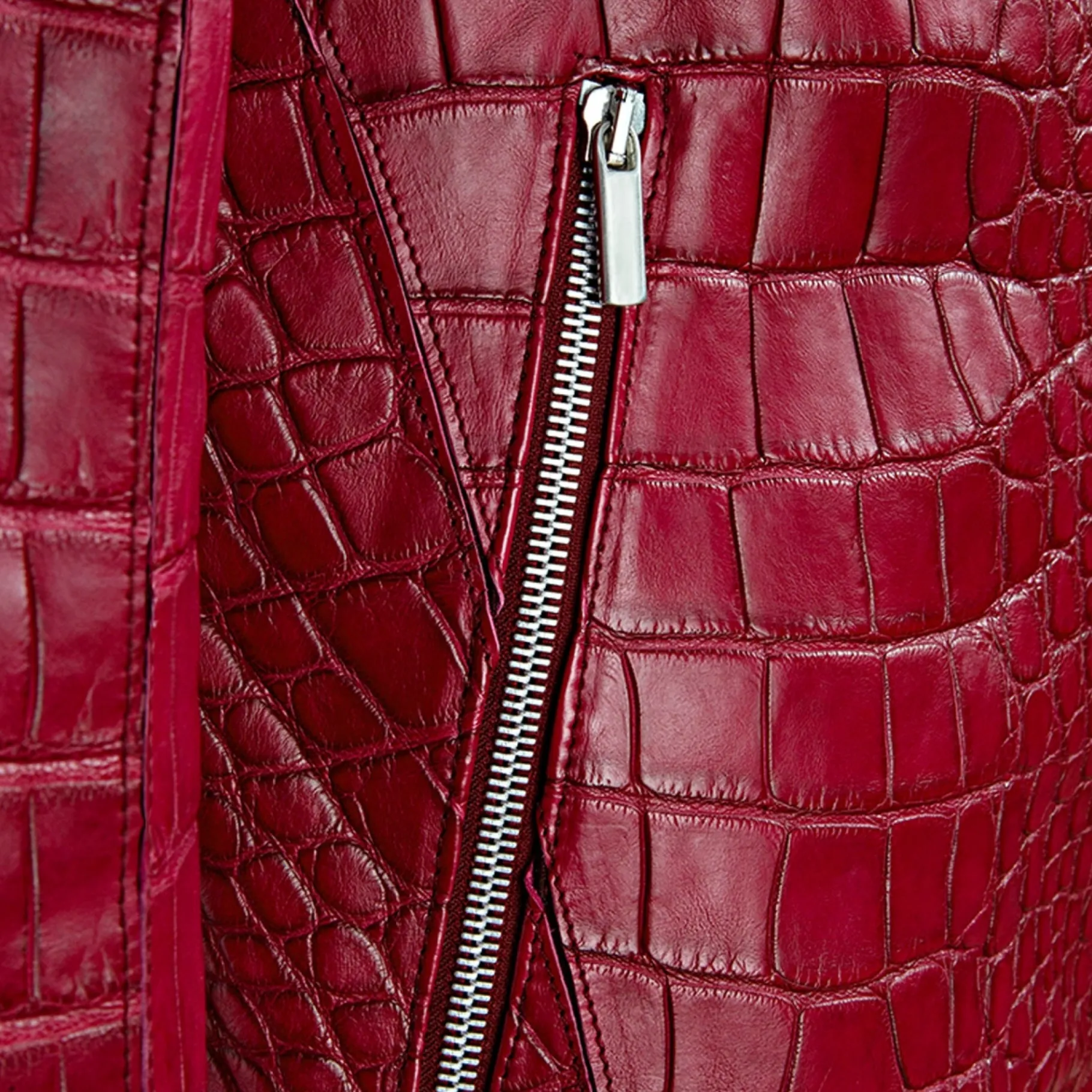 heritage_giubbino_stile_b_0.webp GUIDOMAGGI Giacche In Pelle Esotica>Heritage -Giubbino stile Biker in Pelle di coccodrillo rosso