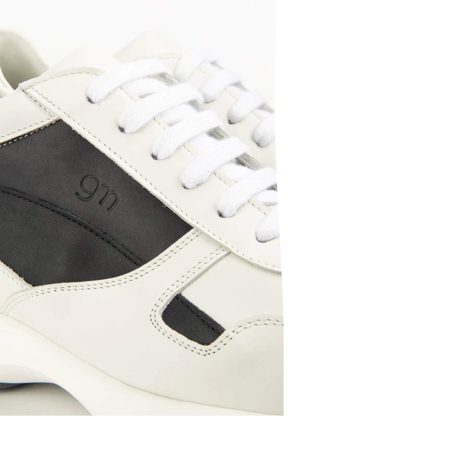 newcastle__sneakers_uomo__3.webp Uomo GUIDOMAGGI Sneakers>Newcastle - Sneakers uomo con rialzo interno in Pelle Pieno Fiore da 6 a 10 cm più alto