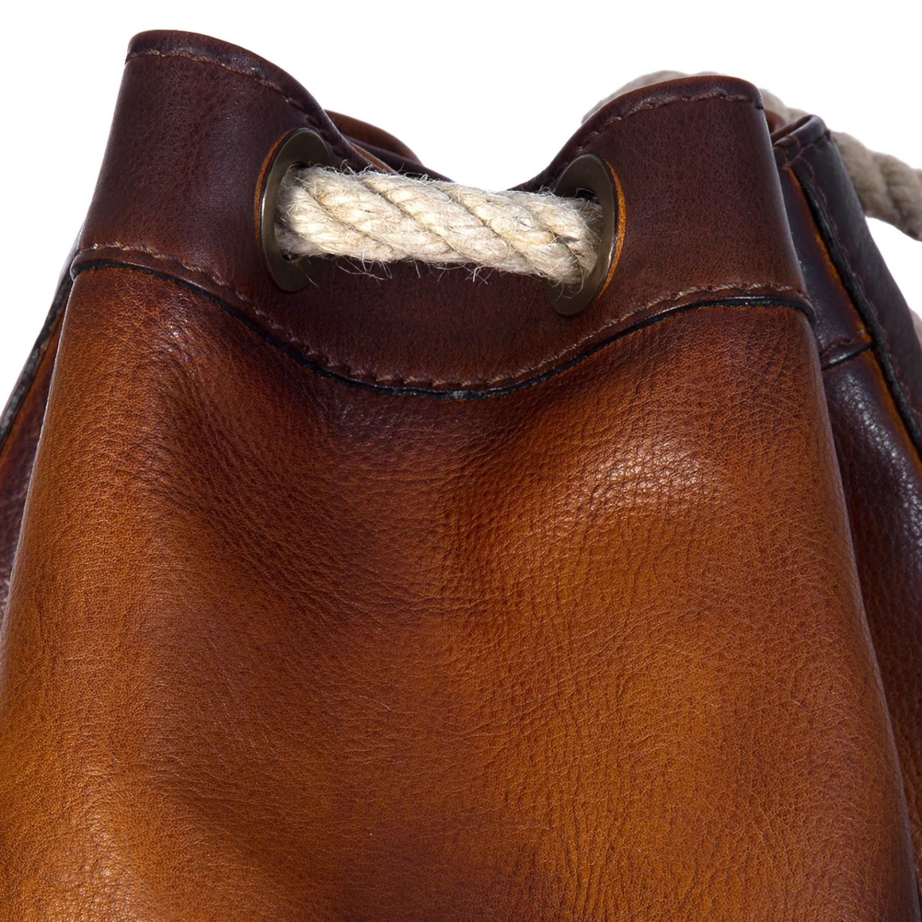 patagonia_bag__borsone_a__1.webp GUIDOMAGGI Pratesi Bags>Patagonia Bag - Borsone a sacco Pratesi in Pelle Pieno Fiore