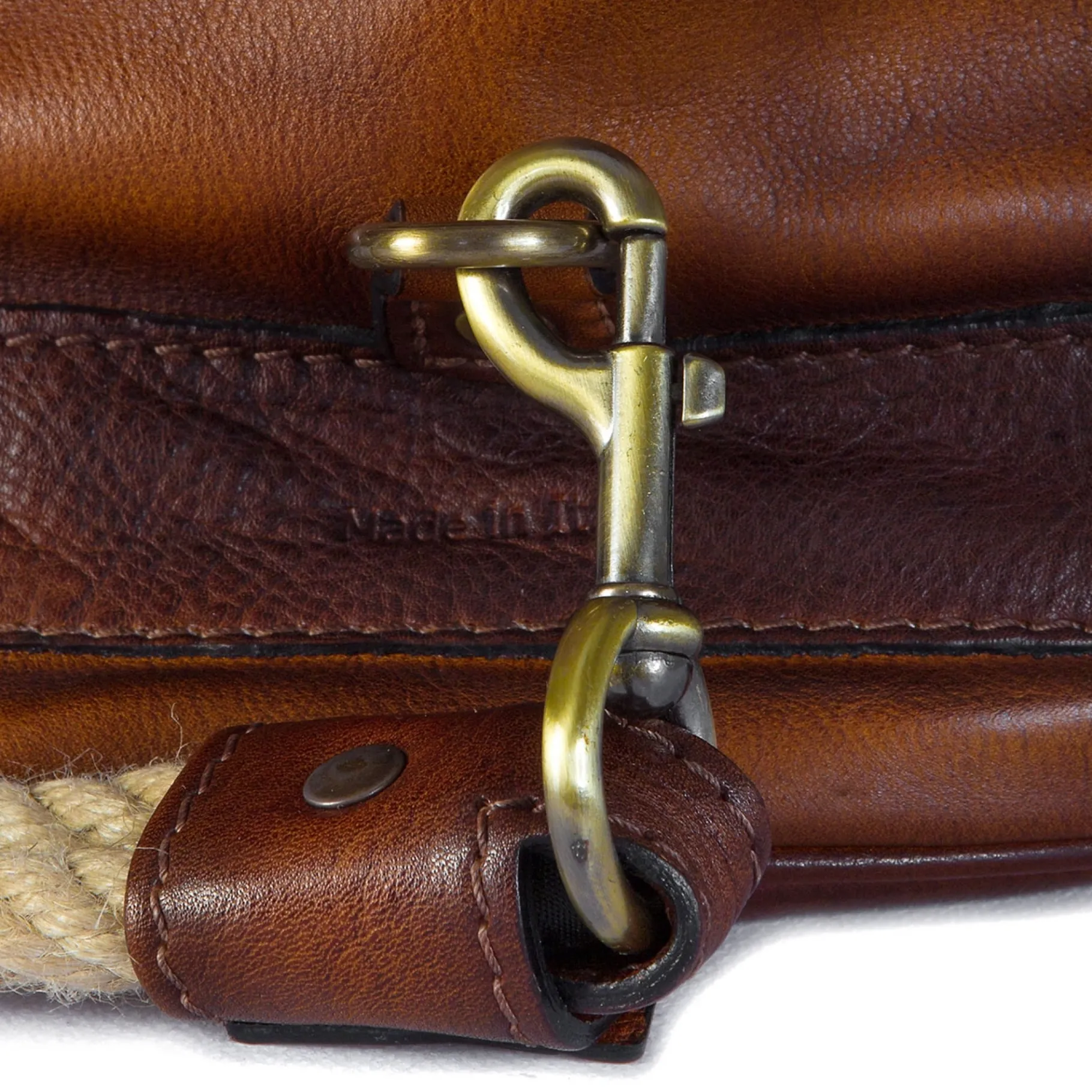 patagonia_bag__borsone_a__7.webp GUIDOMAGGI Pratesi Bags>Patagonia Bag - Borsone a sacco Pratesi in Pelle Pieno Fiore