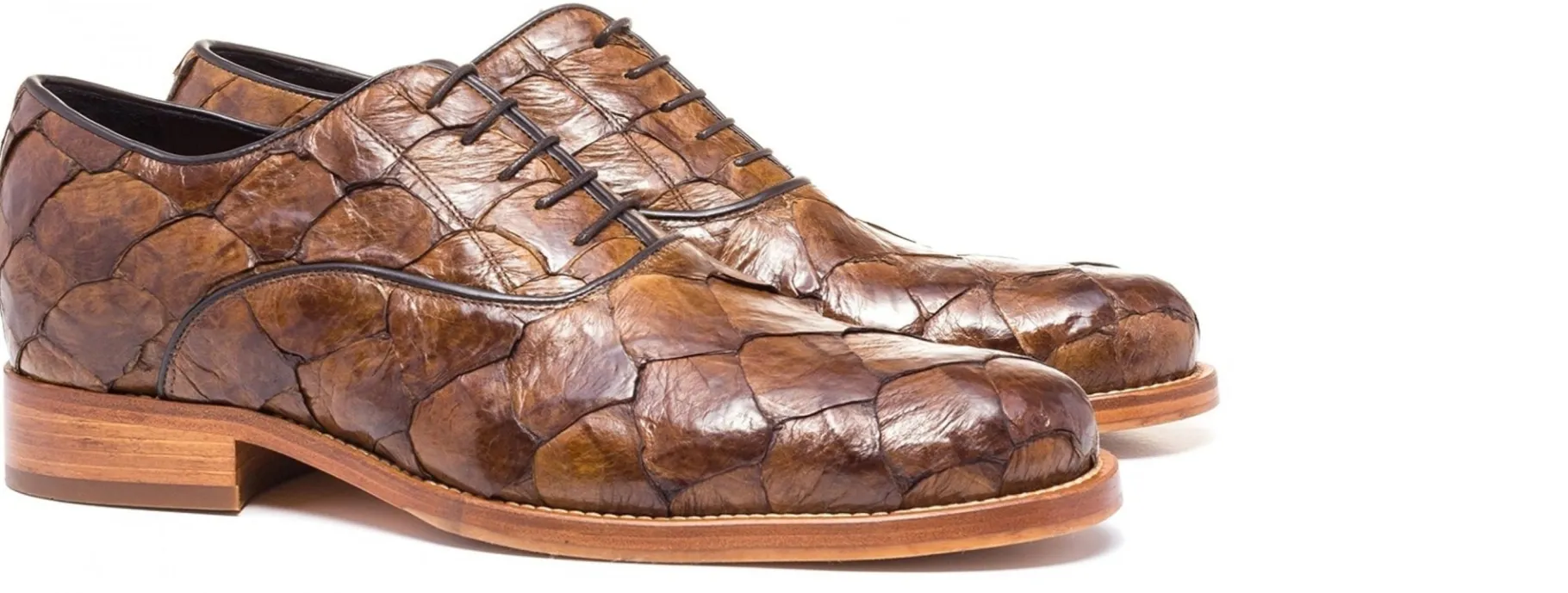 rua_oscar_freire__classic_0.webp Uomo GUIDOMAGGI Scarpe In Pelle Esotica>Rua Oscar Freire - Classiche Esotiche scarpe con rialzo in Pelle Piracucu da 6 a 8 cm più alto